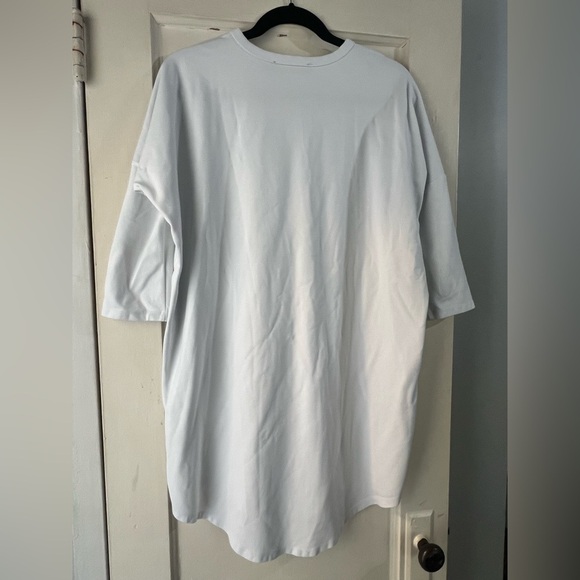 Tuckernuck Pomander Place White Sue Sweatshirt Dress XS/S - Picture 6 of 7